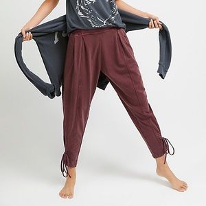 Free People FP ONE Billie Pants XS Wine